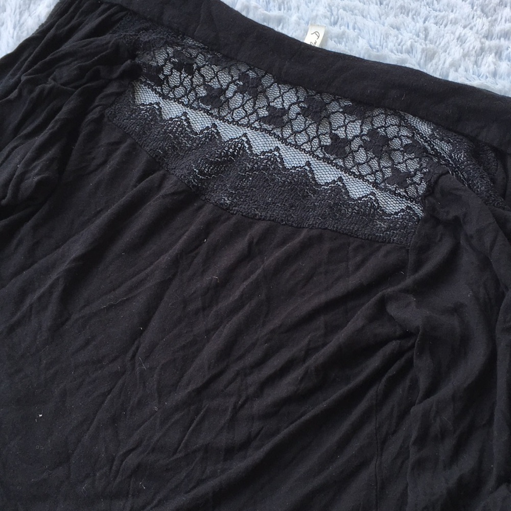 SOLD 🔴 Bella D. | Black Cardigan with Lace - Picture 4 of 8